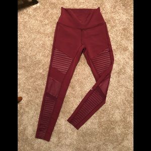 ALO YOGA Moto Leggings